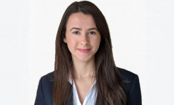 Headshot of Yasmin Khan Gunns